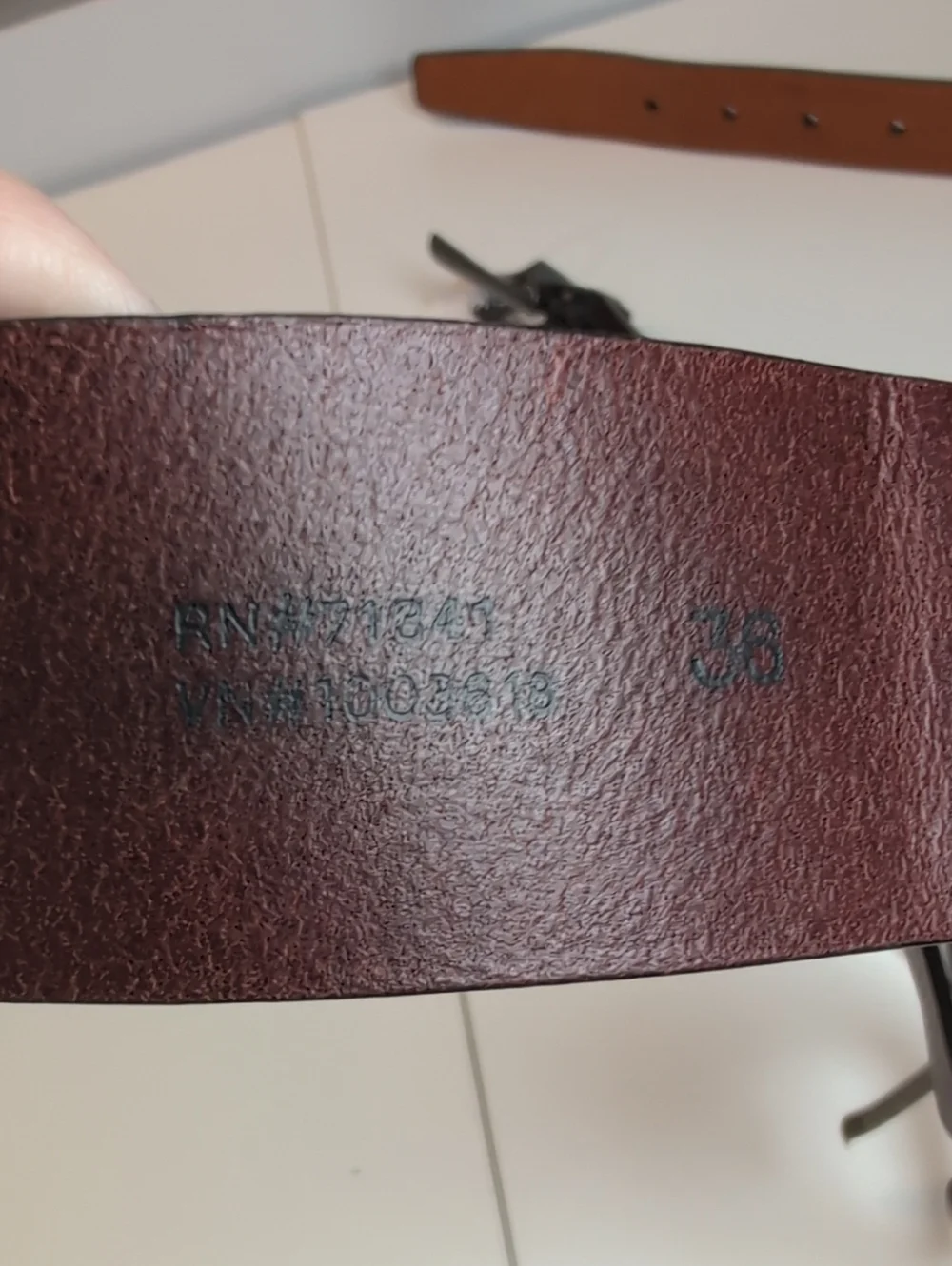 LL Bean Leather 1912 Stretch Jean Belt Size 36 EUC